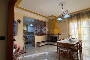 6 LOCALI A SELLIA MARINA