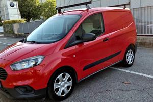 Ford Transit Courier 1.5 TDCi 75CV Van Titanium