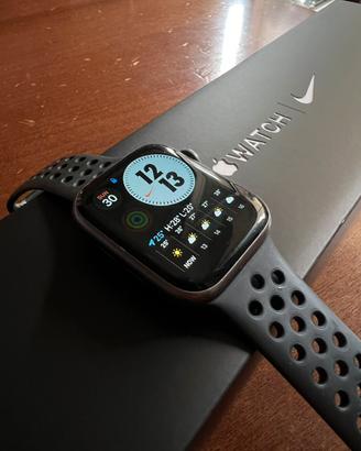 Apple watch serie 5, GPS +Cell + maglia milanese