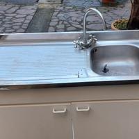 Lavello cucina in acciaio inox con mobile