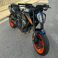 KTM DUKE 790 ABS