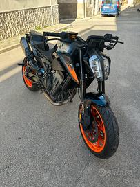 KTM DUKE 790 ABS