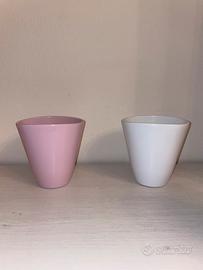 Coppia di vasi in ceramica
