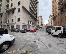 BOX A GENOVA