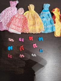 set scarpe e vestiti barbie