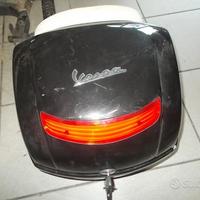 Bauletto portacasco Piaggio Yamaha Kymco
