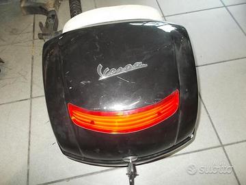 Bauletto portacasco Piaggio Yamaha Kymco