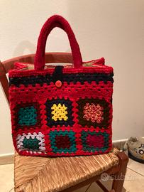 Borse fatte a mano uncinetto e con riciclo di cart