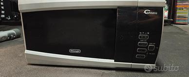 Forno microonde De Longhi con grilli