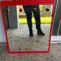 Specchio rosso