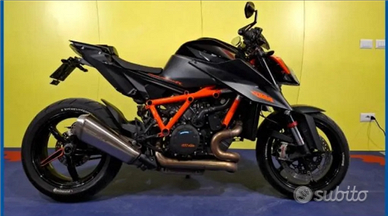 KTM Super Duke 1290R 2021