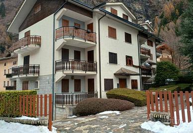 Immobile in asta di 66 m² con 4 locali e box auto 