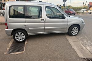 Berlingo 1.6 HDi 5- POSTI