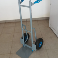 Carrello in acciaio