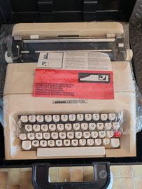 Macchina da scrivere Olivetti
