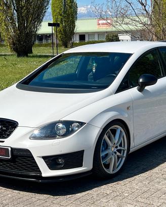 Seat Leon 2.0 TSI Cupra R 265CV
