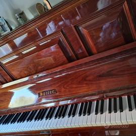 Pianoforte legno noce