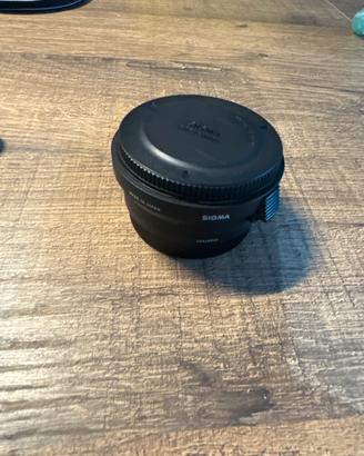 Sigma covertitore MC-11 ( Canon EF - E)