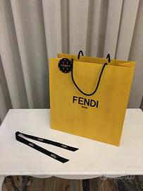 Busta fendi outlet