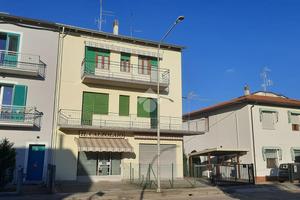 3 LOCALI A FORLÌ