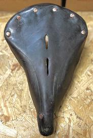 Sella maschile Wolsit a riccioli