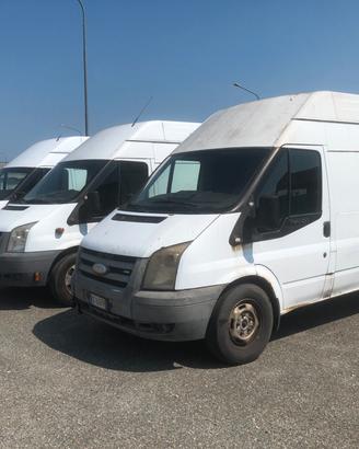 N°4 FURGONI FORD TRANSIT