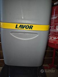 Lavasciuga pavimenti Lavor