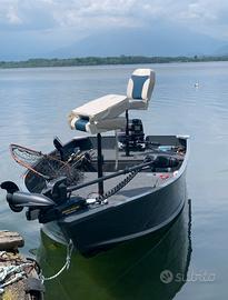 Canadian 445 pike boat