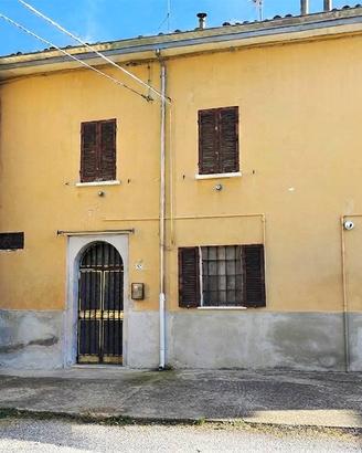 Appartamento di 120 m² con 4 locali a Parma