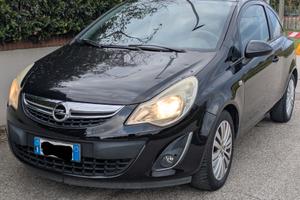 Opel Corsa 1.2 benzina/gpl