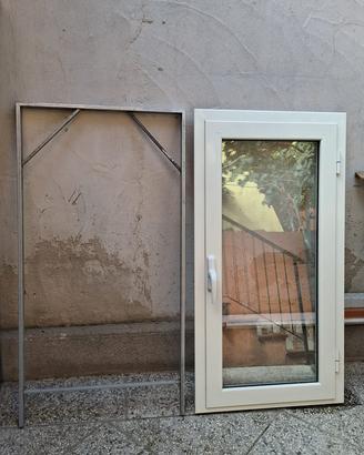 Finestra nuova in alluminio