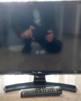 TV LG 24" HD