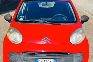 Citroen C1 rossa anno 2008