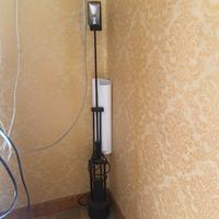 Lampada da terra o da tavolo nera