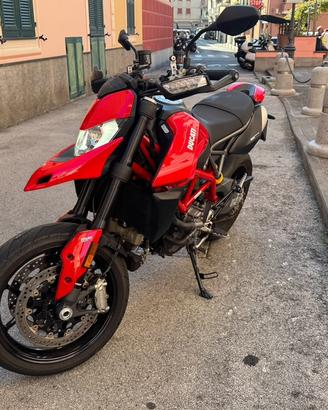 Ducati Hypermotard 950