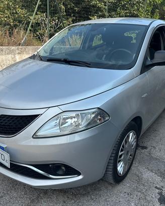 Lancia Ypsilon 1.3 MJT 16V 95 CV 5 porte S&S Silve