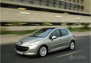 Peugeot 207 5 Porte 207 5p 1.6 hdi 16v XS