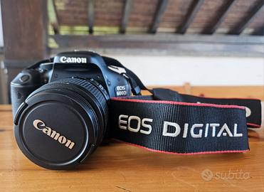 KIT CANON REFLEX EOS 600D + OBIETTIVO 18-55
