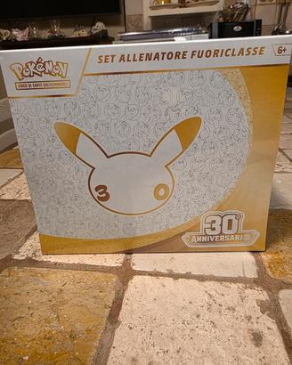 ETB pokémon set allenatore 
