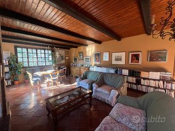 Villa singola immersa nel verde