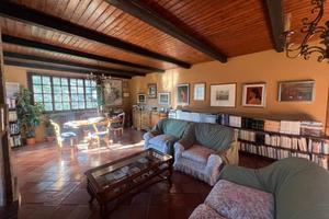 Villa singola immersa nel verde