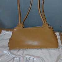 NUOVA Borsa a mano Furla  con manico lungo