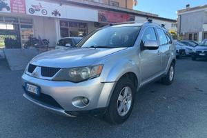 Mitsubishi Outlander 2.0 DI-D Invite DPF