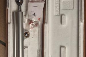 ammortizzatore sterzo panigale v4 ohlins 