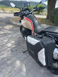 Moto Guzzi V85 TT modello Travel