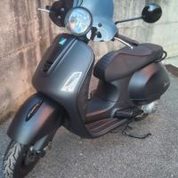 Vespa GTS 300 super