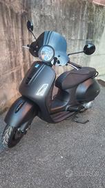 Vespa GTS 300 super