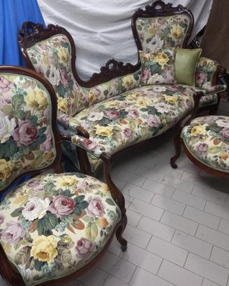 Salotto vittoriano con due poltrone restaurato NUO