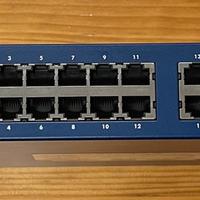 NETGEAR Switch gigabit Smart 24 porte GS724T V4