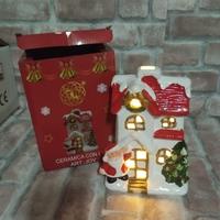 Decorazioni di natale casa con luci